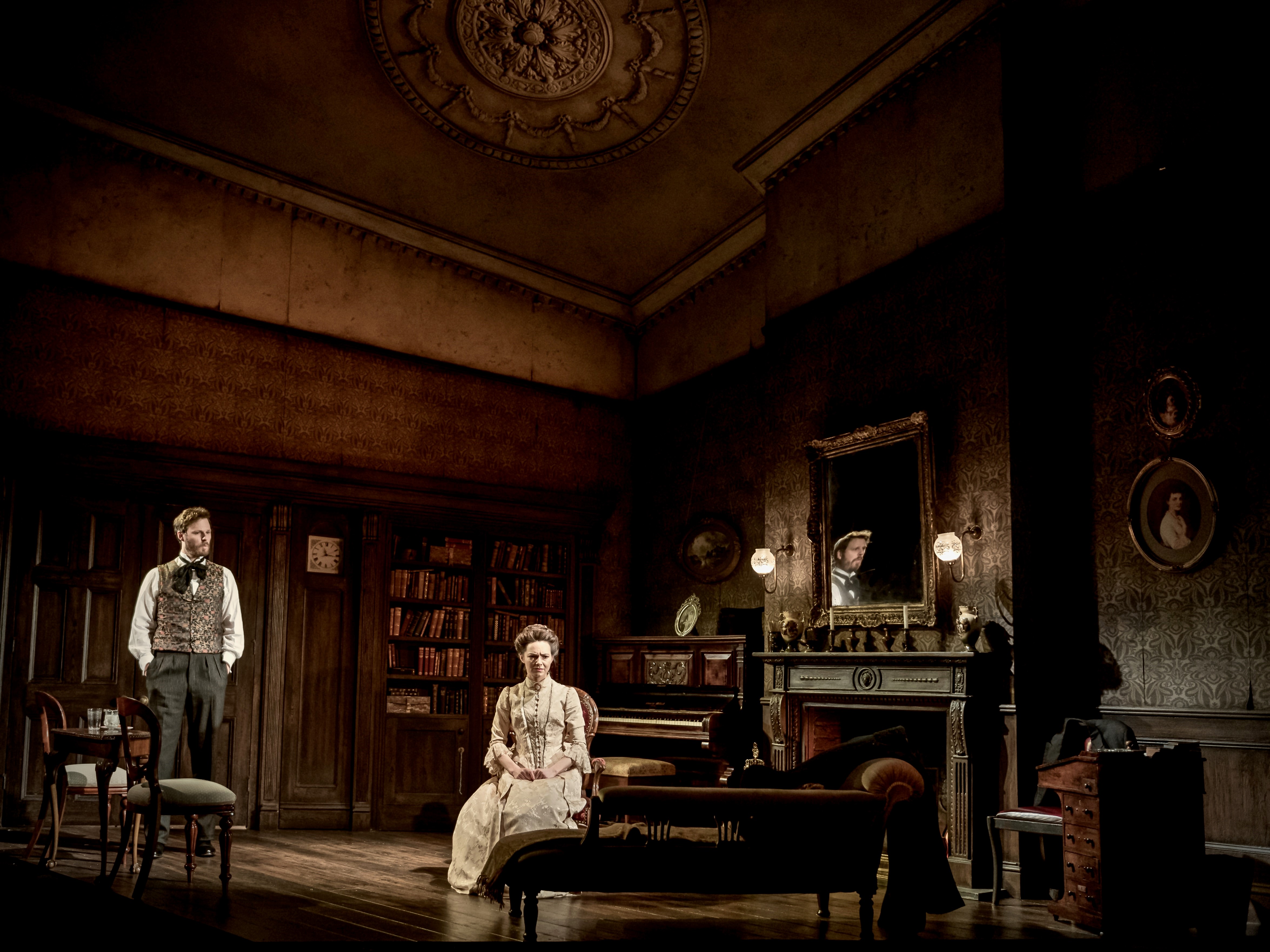 Gaslight 4 © Manuel Harlan