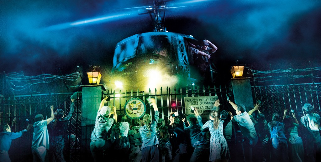 MISS-SAIGON.-Company