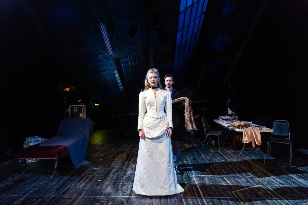 natalie-dormer-and-david-oakes-in-venus-in-fur-at-theatre-royal-haymarket-credit-darren-bell